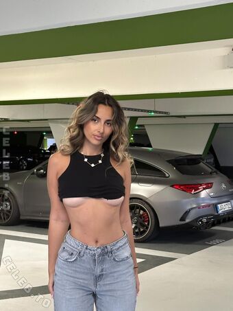 tiffanyana Голі Зливи OnlyFans Фото 33