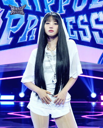 tiny.pretty.j