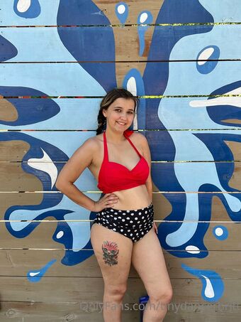 tinydancerbritt Голі Зливи OnlyFans Фото 9