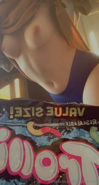 tinyfaerieee Голі Зливи OnlyFans Фото 6