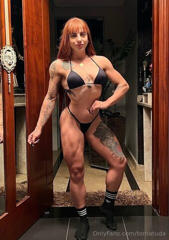 tomatuda Голі Зливи OnlyFans Фото 11