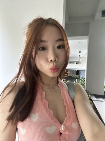 tr.ivia Голі Зливи OnlyFans Фото 11