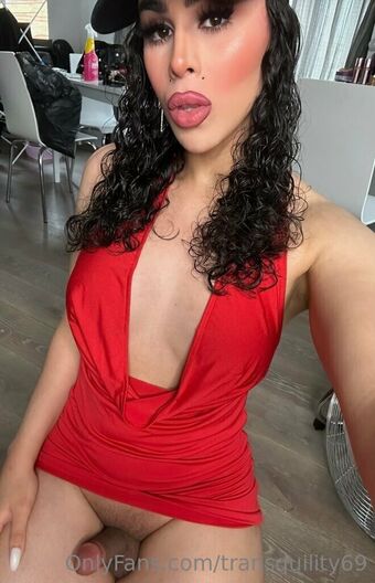 transquility69 Голі Зливи OnlyFans Фото 18