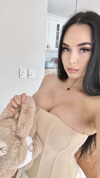 trinityjanex Голі Зливи OnlyFans Фото 62