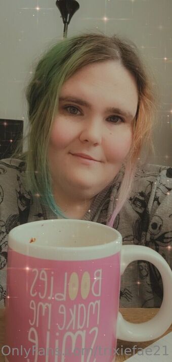 trixiefae21 Голі Зливи OnlyFans Фото 44