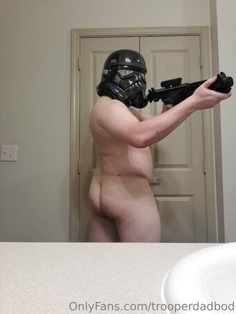 trooperdadbod Голі Зливи OnlyFans Фото 6