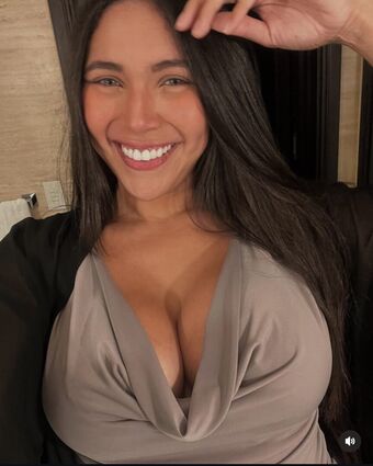 tumaiporsiacaso Голі Зливи OnlyFans Фото 2