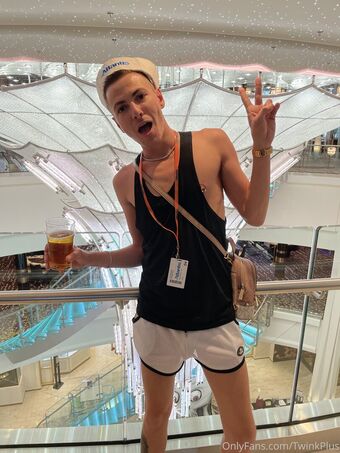 twinkplus Голі Зливи OnlyFans Фото 10