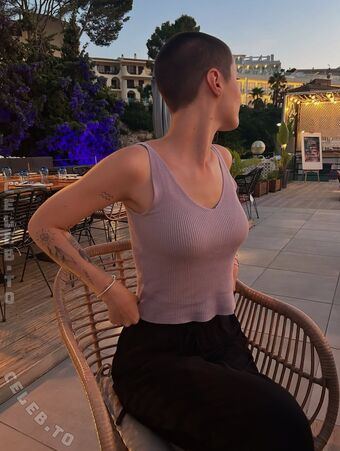 typicallylotti Голі Зливи OnlyFans Фото 23