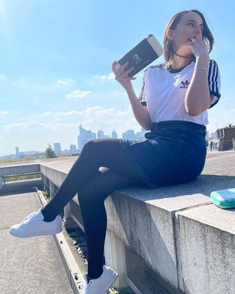 Ultia Голі Зливи OnlyFans Фото 11