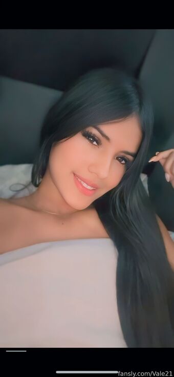 Vale21 Голі Зливи OnlyFans Фото 84