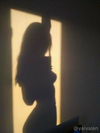 valvalen Голі Зливи OnlyFans Фото 9