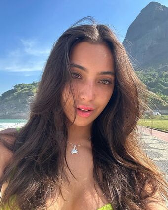 Vanessa Lopes