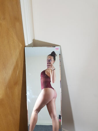 Vantoee Голі Зливи OnlyFans Фото 9
