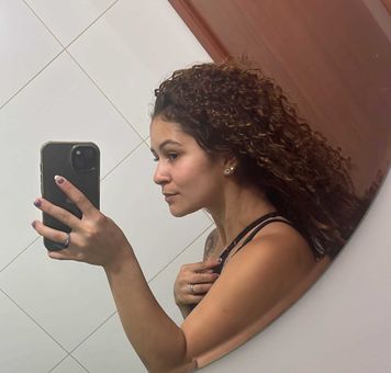Vbeatrizz Голі Зливи OnlyFans Фото 4