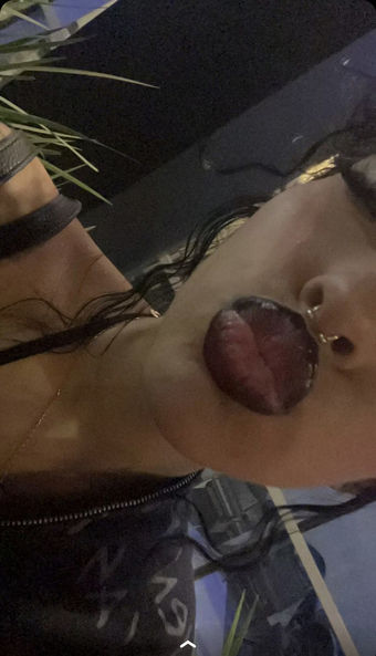 Vereena Sayed Голі Зливи OnlyFans Фото 22