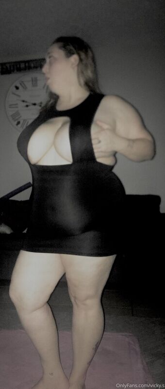 vicky.s Голі Зливи OnlyFans Фото 19
