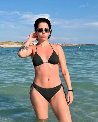 Viola Improda Голі Зливи OnlyFans Фото 6