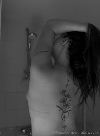 violetalwaysx Голі Зливи OnlyFans Фото 11