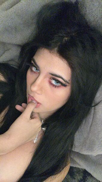 Vxconii Голі Зливи OnlyFans Фото 19