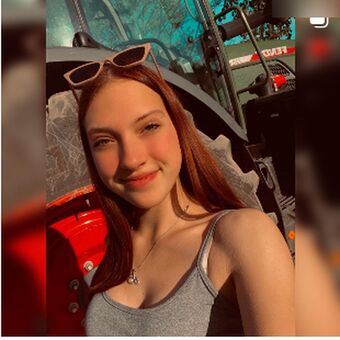 Wer hat die Kalenderpics von Lena?