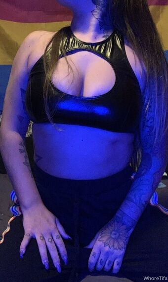 whoretifa Голі Зливи OnlyFans Фото 17