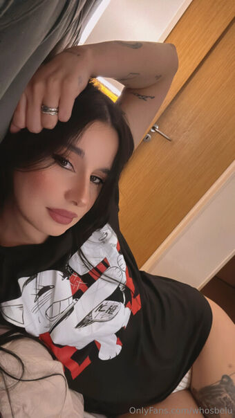 whosbelu Голі Зливи OnlyFans Фото 24