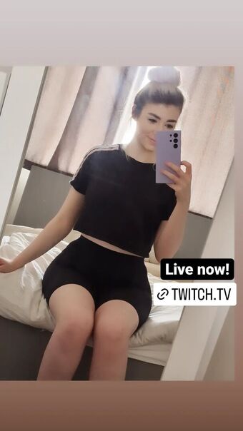Wolfabelle Голі Зливи OnlyFans Фото 374