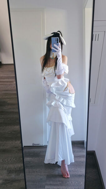 Wonni Голі Зливи OnlyFans Фото 146