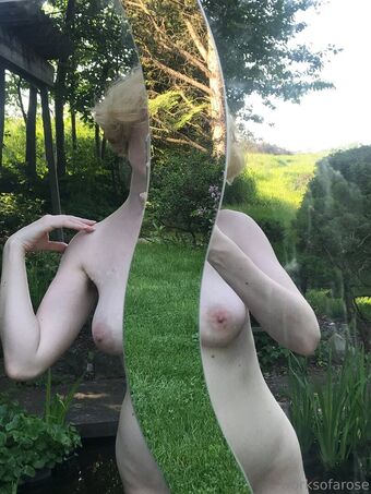 worksofarose Голі Зливи OnlyFans Фото 17