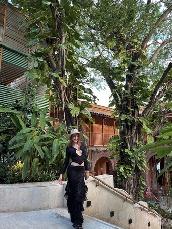 Xenia Tchoumi Голі Зливи OnlyFans Фото 158