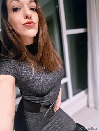 xxxhellcat Голі Зливи OnlyFans Фото 6