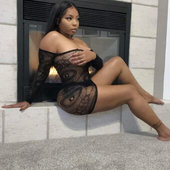 Yesprettyb Голі Зливи OnlyFans Фото 17