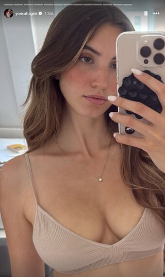 Yonca Голі Зливи OnlyFans Фото 294