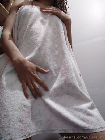your-ruby Голі Зливи OnlyFans Фото 20
