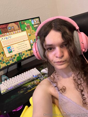 yourgirlclo02 Голі Зливи OnlyFans Фото 10