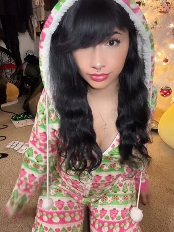 Yourtokengirl Голі Зливи OnlyFans Фото 62