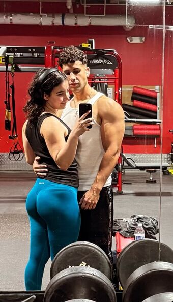 yupitsprii Голі Зливи OnlyFans Фото 3