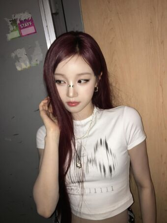 _Yuqi_