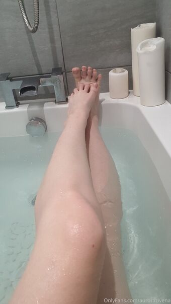 zivenaa Голі Зливи OnlyFans Фото 15