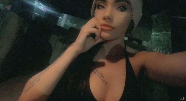 zoee12 Голі Зливи OnlyFans Фото 24