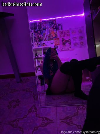 Vikyscreaming Голі Зливи OnlyFans Фото 8
