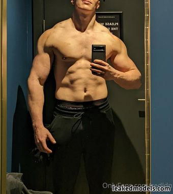 Zedldn Голі Зливи OnlyFans Фото 5